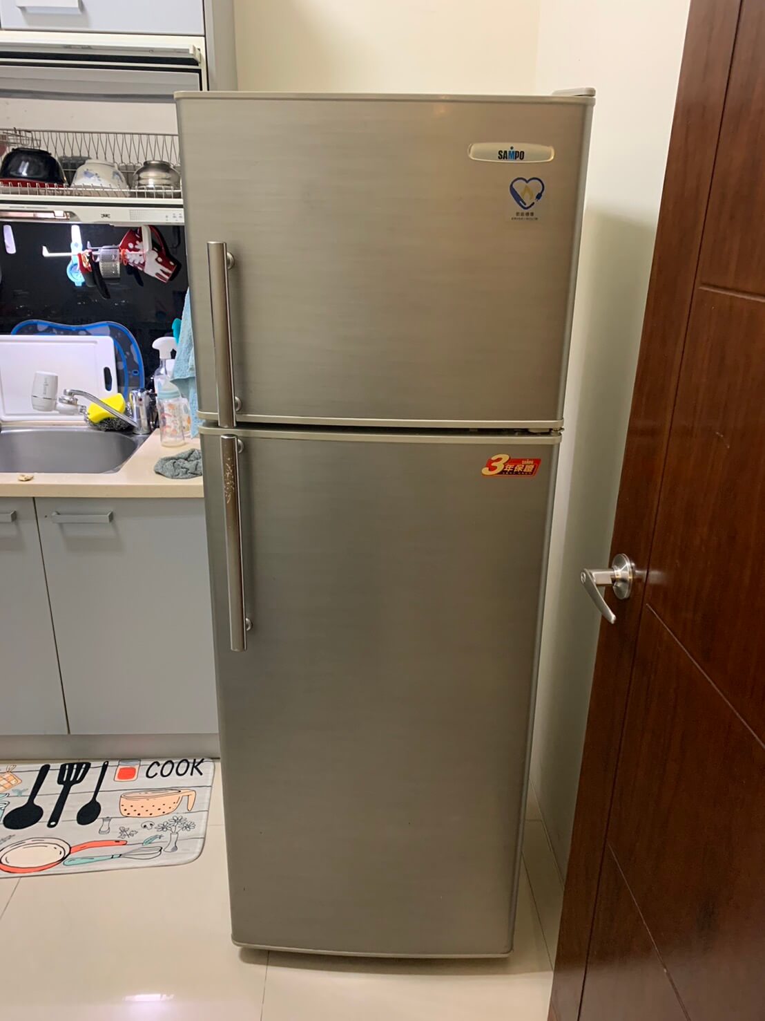 立刻修案例-苓雅區的李小姐家中需要緊急冰箱維修的第1張圖片